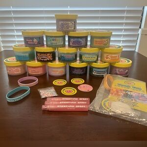 Peachybbies Assortment of Slimes -16 Total